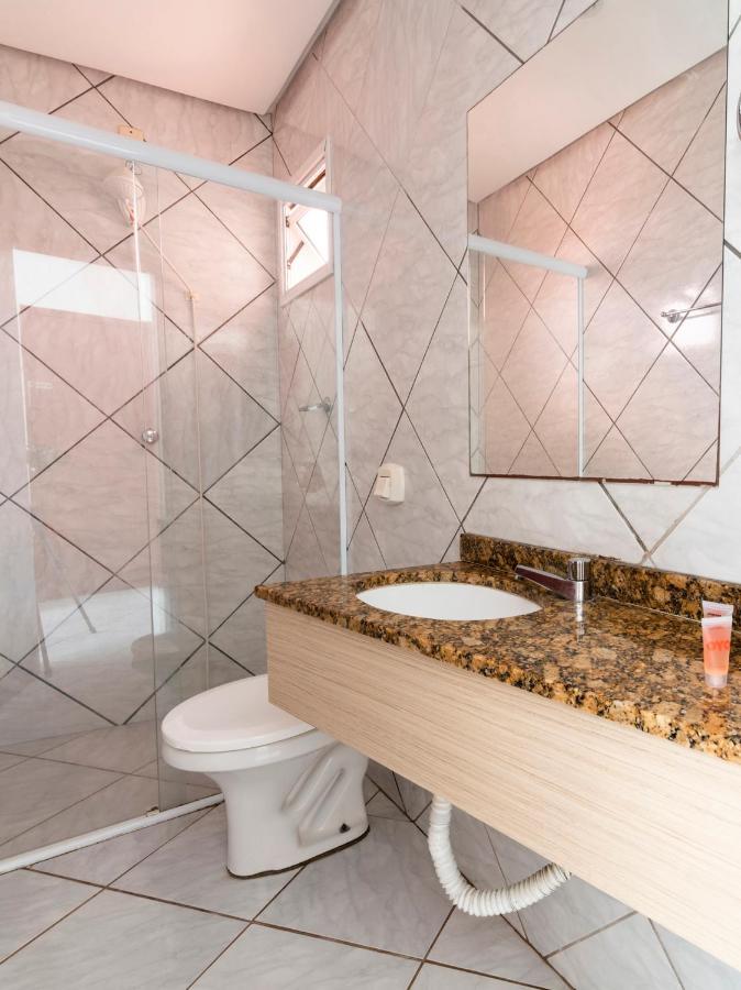 פאסו דה טורס Oyo Portal Torres Hotel מראה חיצוני תמונה